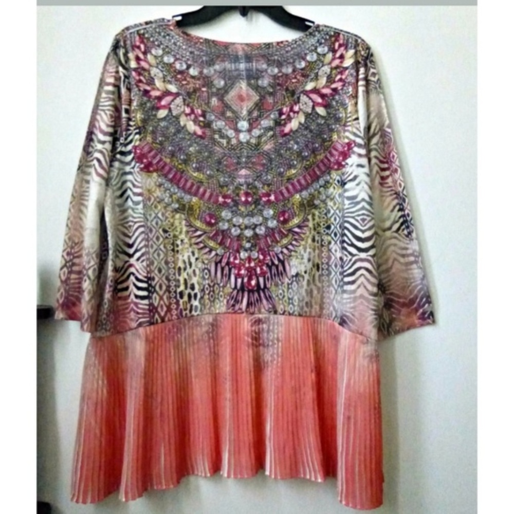 New Directions Top Tunic Pink Size M Rhinestones - Picture 2 of 6
